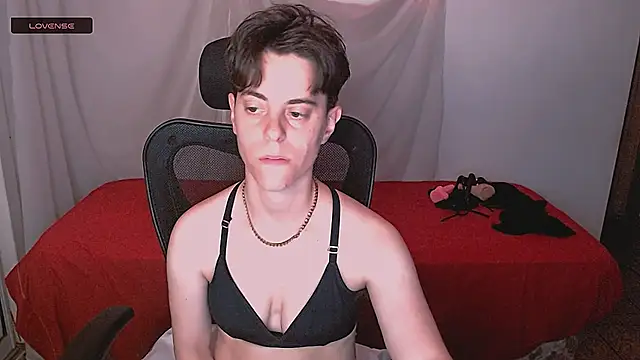 yuyitohairy online show from 12.02.25