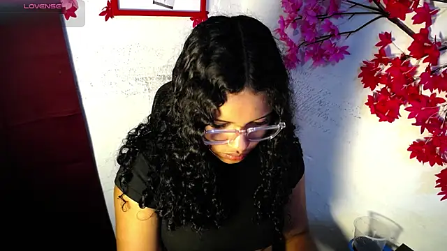 chleo rosse online show from 07.05.26