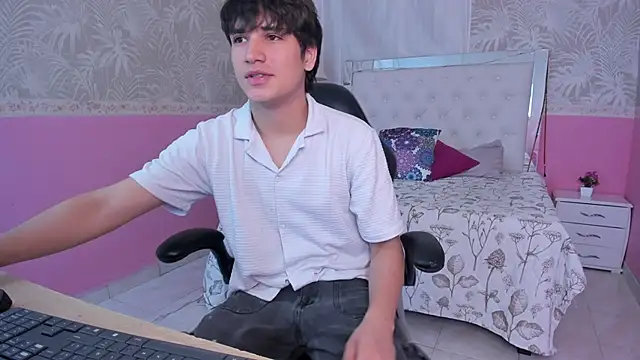 JakeSummer  online show from 11.25.25