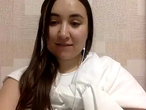 Snapshot of SaSalome chatting on 11.24.25 SaSalome online show from 11.24.25