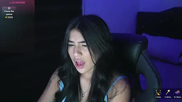 Snapshot of leyla_sanss chatting on 11.20.25 leyla sanss online show from 11.20.25