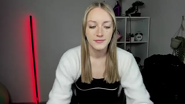 EvelynBlond online show from 03.16.26