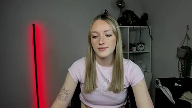 EvelynBlond online show from 04.03.26