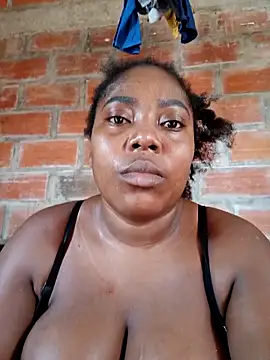 Snapshot of nani_will chatting on 11.22.25 nani will online show from 11.22.25