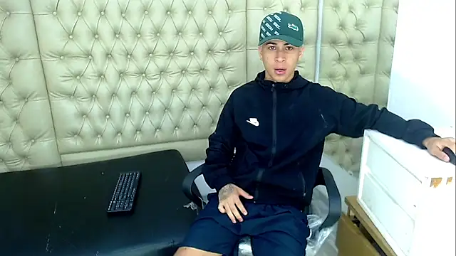 HollmanFronsh online show from 12.03.25