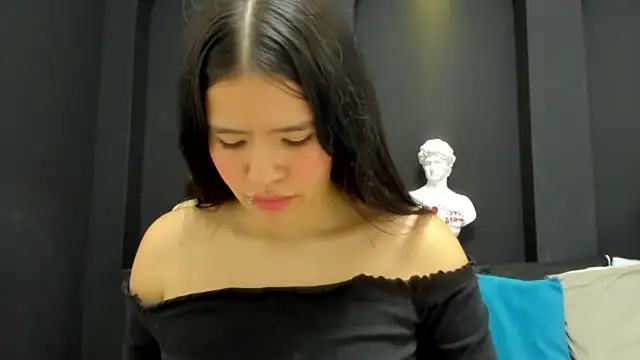 emilyrousee01 online show from 04.01.26