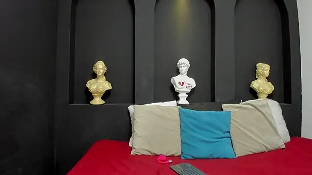 emilyrousee01 online show from 04.08.26