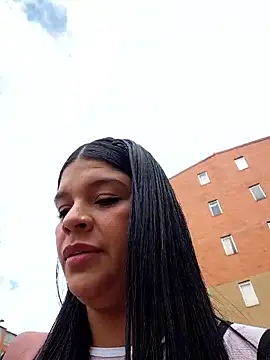 Layla-daring online show from 04.16.26