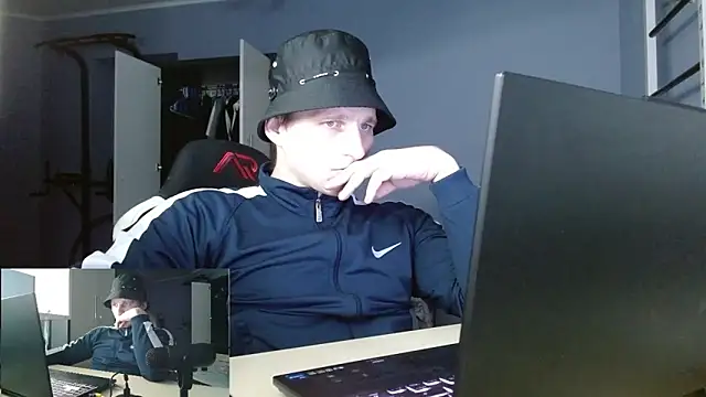 Snapshot of Poliglotjoe1 chatting on 02.05.26 Poliglotjoe1 online show from 02.05.26