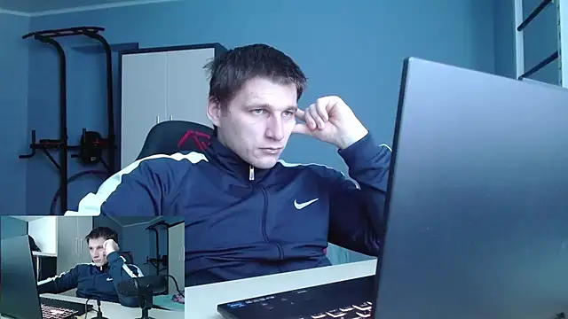 Snapshot of Poliglotjoe1 chatting on 02.08.26 Poliglotjoe1 online show from 02.08.26