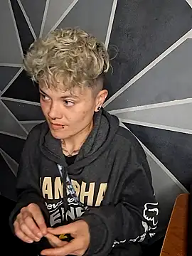 Snapshot of megan_NL chatting on 02.06.26 megan NL online show from 02.06.26