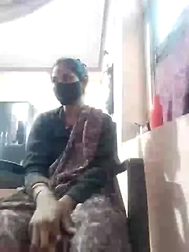 Snapshot of Yt_kinjal chatting on 11.22.25 Yt kinjal online show from 11.22.25