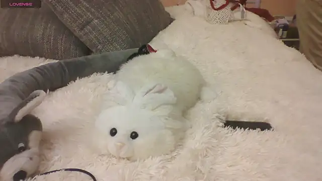 Snapshot of LisaHoneyLisa chatting on 11.29.25 LisaHoneyLisa online show from 11.29.25