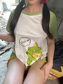 XndSeraphina online show from 04.16.26