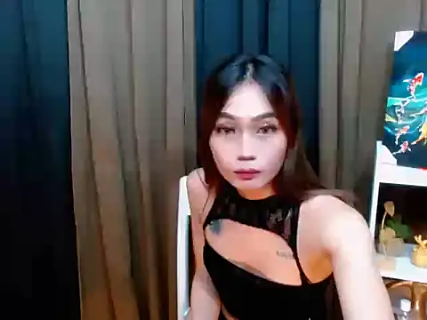 Snapshot of slutmistresscummer chatting on 11.21.25 slutmistresscummer online show from 11.21.25