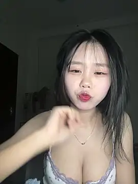 Snapshot of Kiee-lee chatting on 02.05.26 Kiee-lee online show from 02.05.26