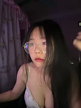 Snapshot of Kiee-lee chatting on 04.10.26 Kiee-lee online show from 04.10.26