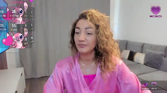 Snapshot of rossana_doll chatting on 05.10.26 rossana doll online show from 05.10.26