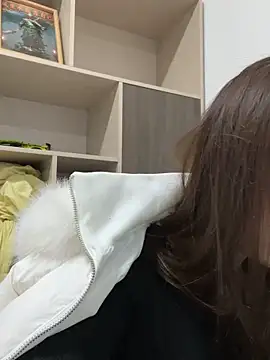 GYYoo online show from 12.04.25