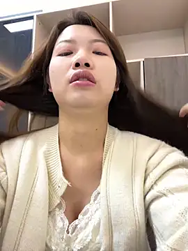 GYYoo online show from 12.19.25