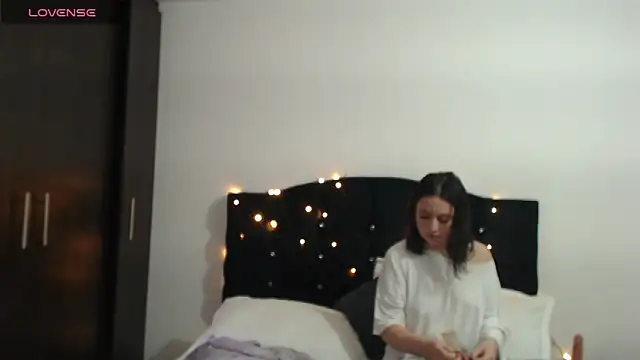 Alice Sinclair  online show from 02.09.26