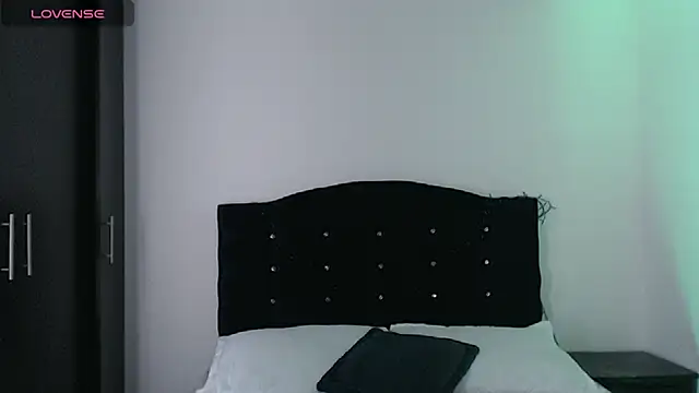 Alice Sinclair  online show from 02.13.26