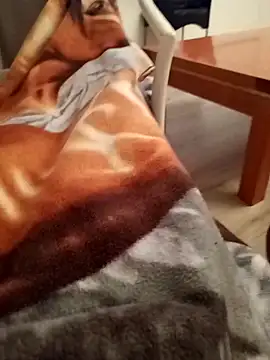 Snapshot of LingerieVirgin chatting on 11.30.25 LingerieVirgin online show from 11.30.25