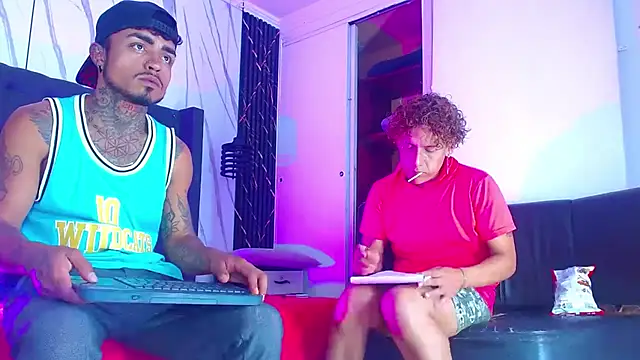 Hot Latino x online show from 12.22.25