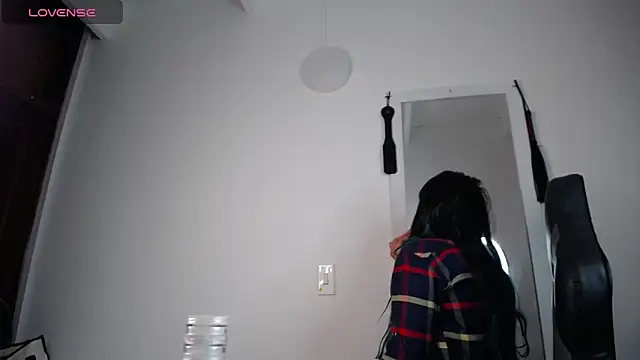 Snapshot of LunaAponte chatting on 02.06.26 LunaAponte online show from 02.06.26