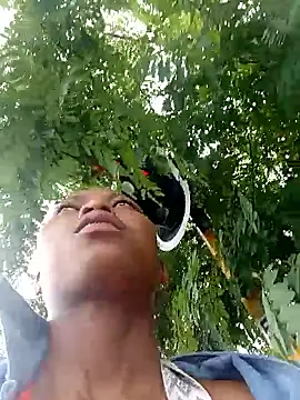 Sweethoneypot25 online show from 03.04.26