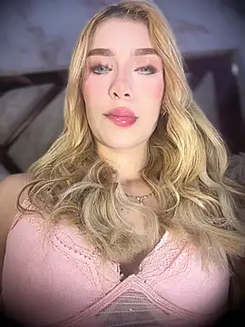 valeryfox   online show from 03.25.26