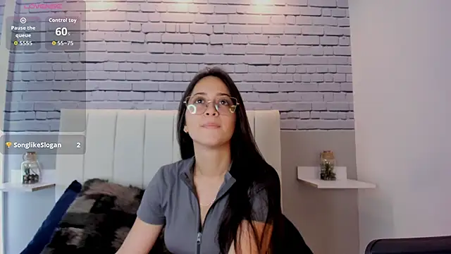 SophieeMoore online show from 02.07.26