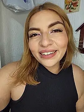 mila curvy online show from 01.10.26