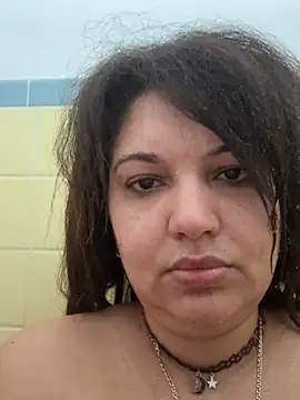 lasirenitabella online show from 11.26.25