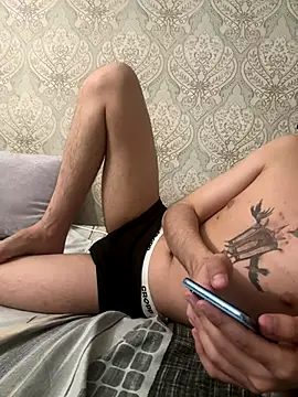 Snapshot of SanjarKZ chatting on 11.21.25 SanjarKZ online show from 11.21.25