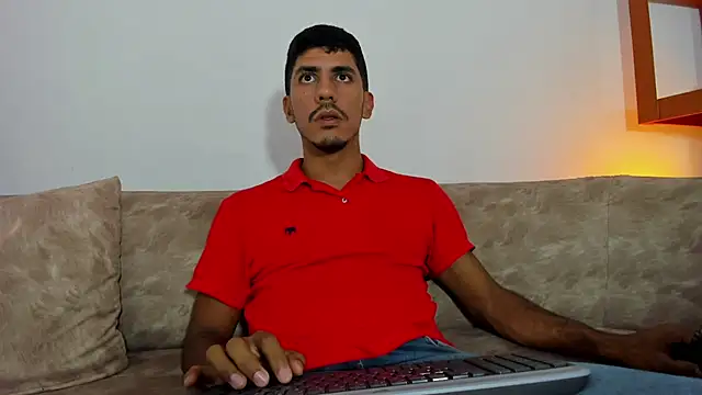 Snapshot of RexWildExplore chatting on 11.29.25 RexWildExplore online show from 11.29.25