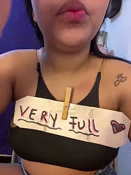 Brunette Dirty 0limits online show from 12.14.25