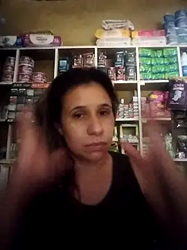 MIA-LARIOS online show from 04.06.26