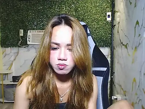 imadriana12 online show from 11.26.25