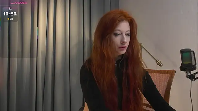 caty cuddly online show from 04.19.26