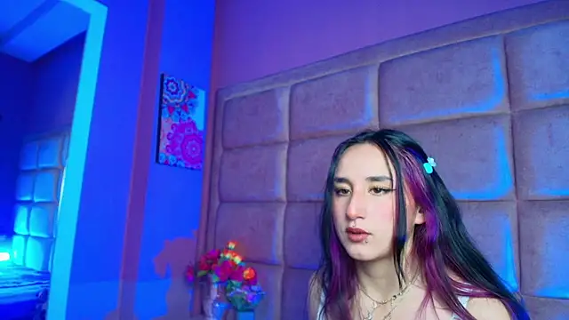 Snapshot of CharlotteStuart chatting on 02.27.26 CharlotteStuart online show from 02.27.26