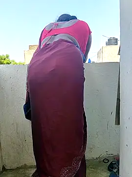 Desicouple1706 online show from 04.12.26