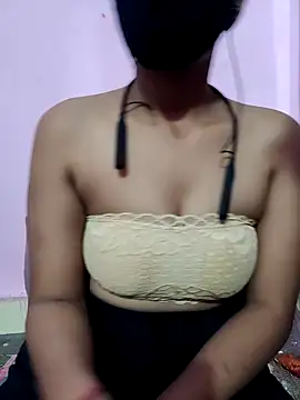 Snapshot of Babayuki chatting on 11.24.25 Babayuki online show from 11.24.25