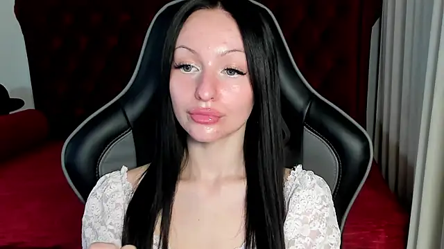 NaomiBlakes online show from 11.26.25