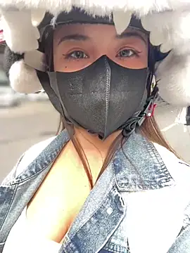 Toffee-00 online show from 04.16.26