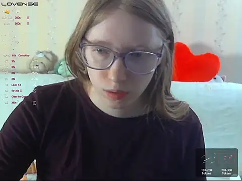 LustfulSarah online show from 05.17.26