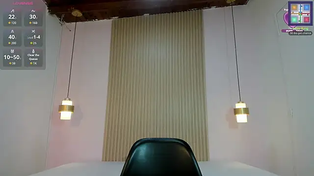 Snapshot of Izelevans chatting on 02.23.26 Izelevans online show from 02.23.26