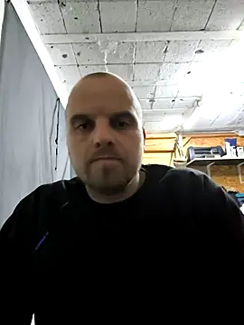 Snapshot of Phoenix2310 chatting on 11.28.25 Phoenix2310 online show from 11.28.25