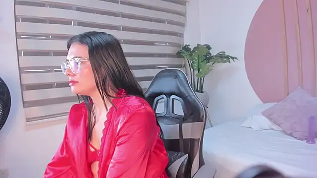 samantha loughty online show from 12.02.25