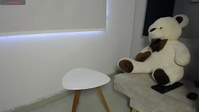 sansa stark love online show from 01.10.26